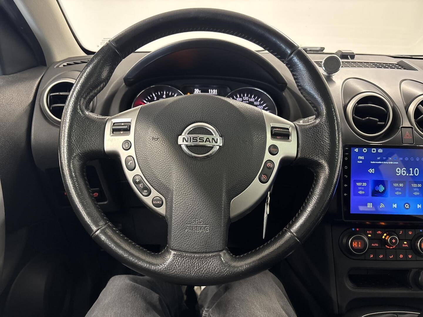 NISSAN Qashqai+2 2012