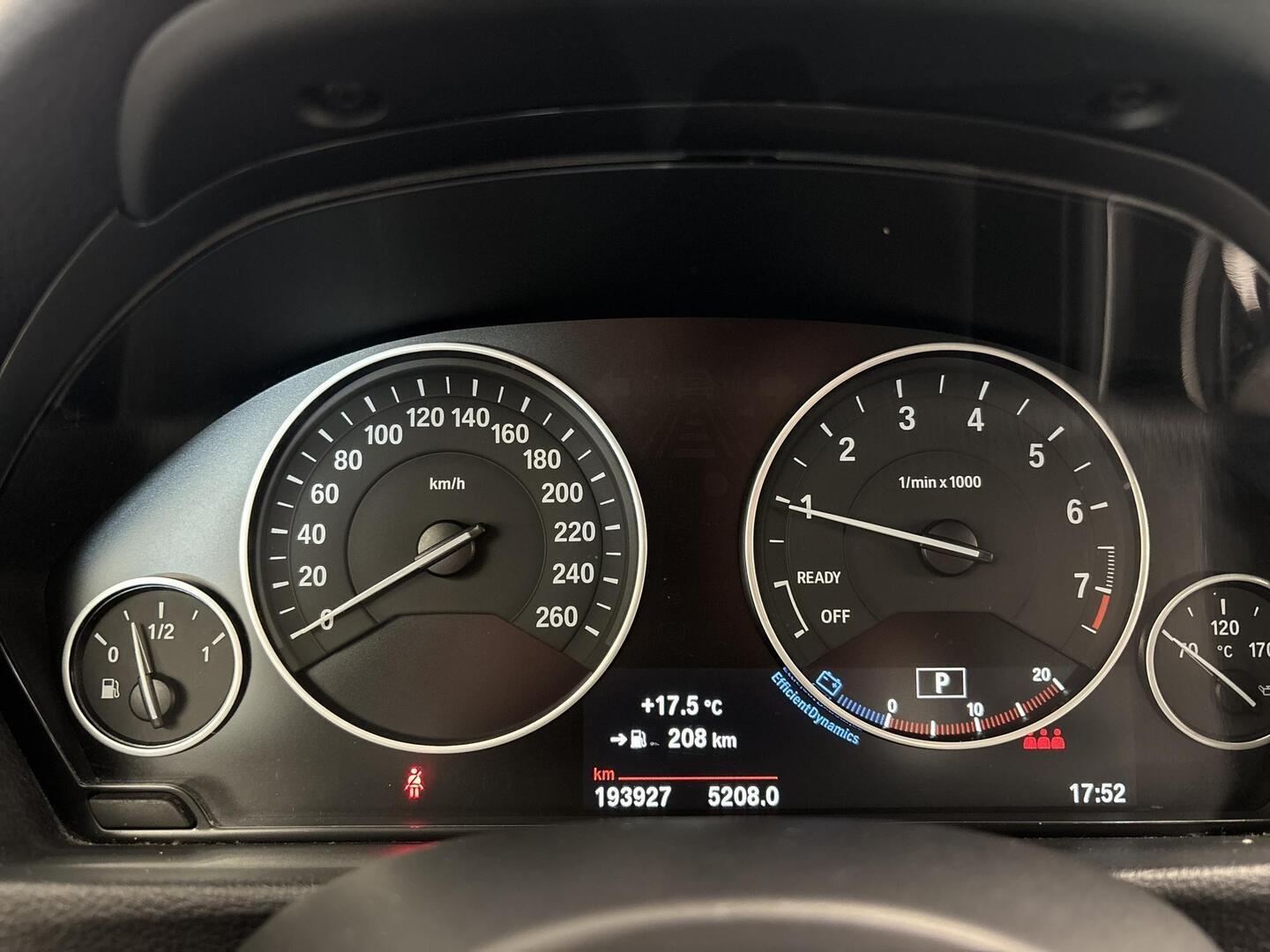 BMW 320 Gran Turismo 2016