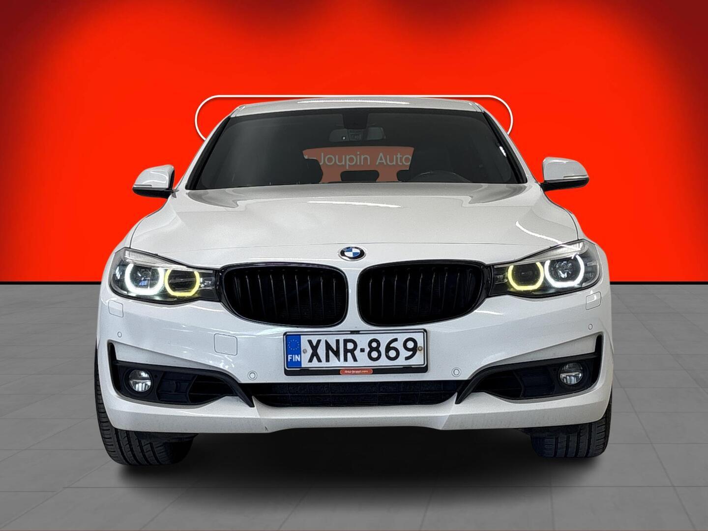 BMW 320 Gran Turismo 2016