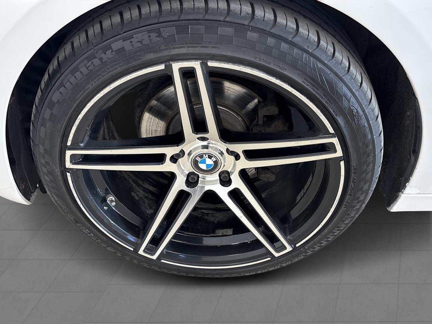 BMW 320 Gran Turismo 2016