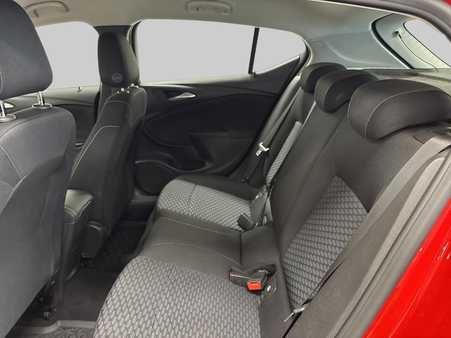 OPEL Astra 2016