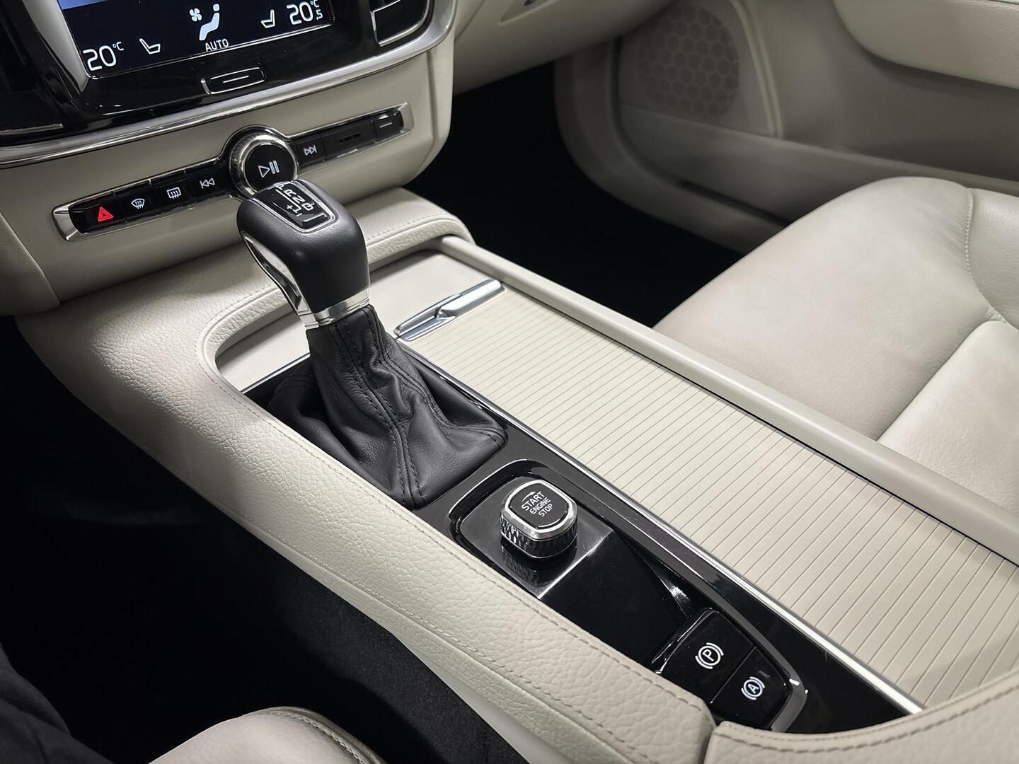 VOLVO S90 2018