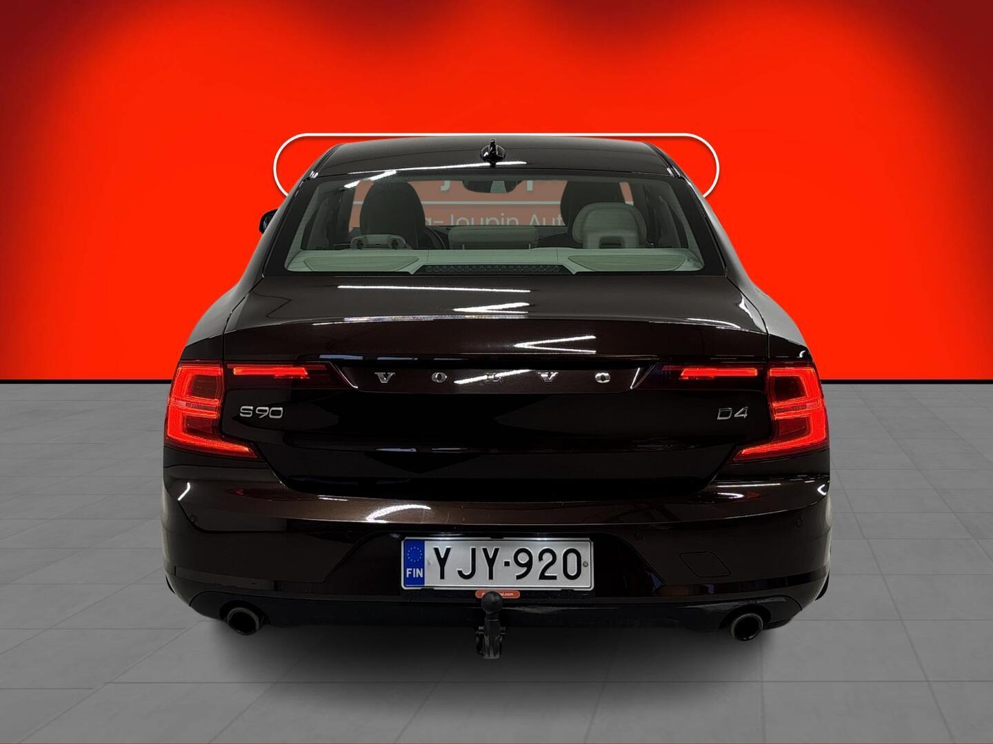 VOLVO S90 2018