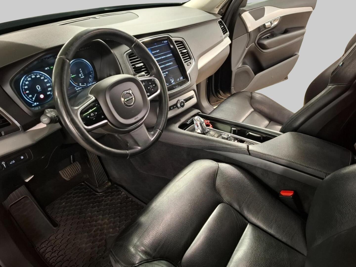 VOLVO XC90 2019