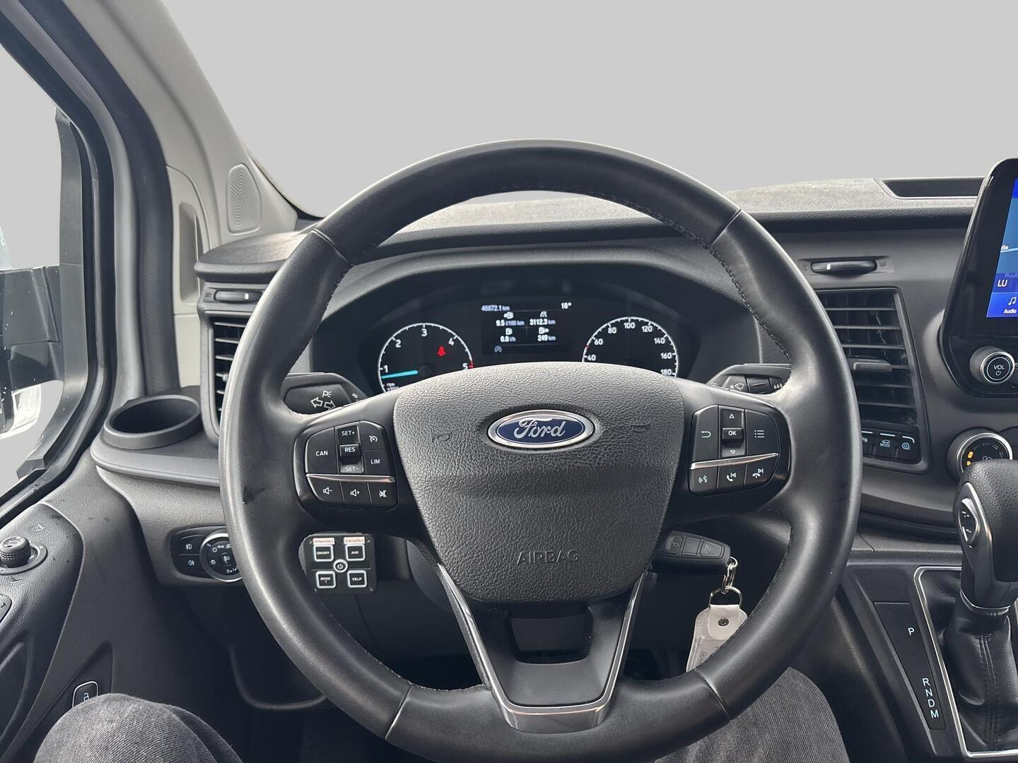 FORD TRANSIT CUSTOM 2023