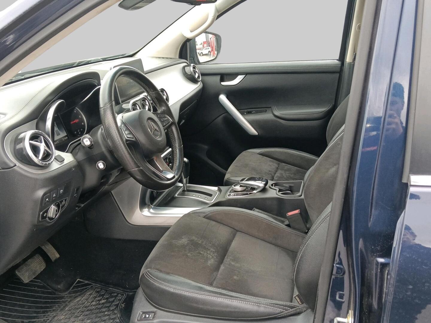 MERCEDES-BENZ X 2019