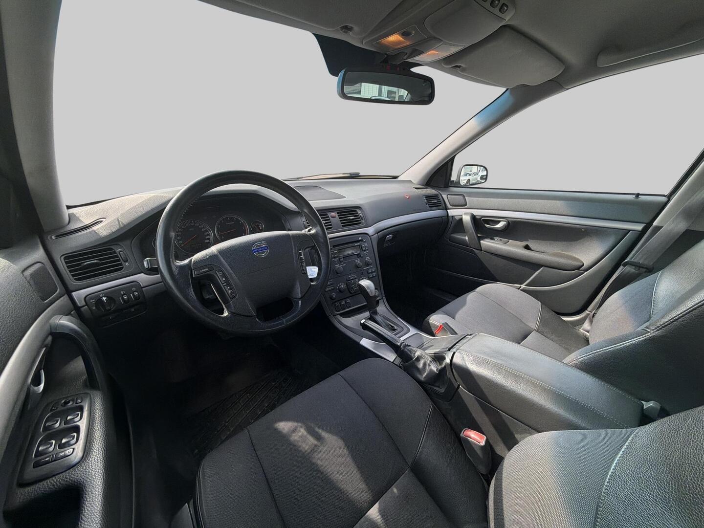 VOLVO S80 2004