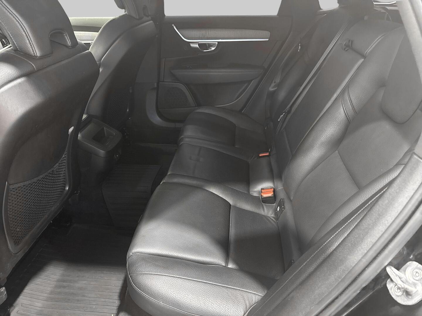 VOLVO V90 CROSS COUNTRY 2022