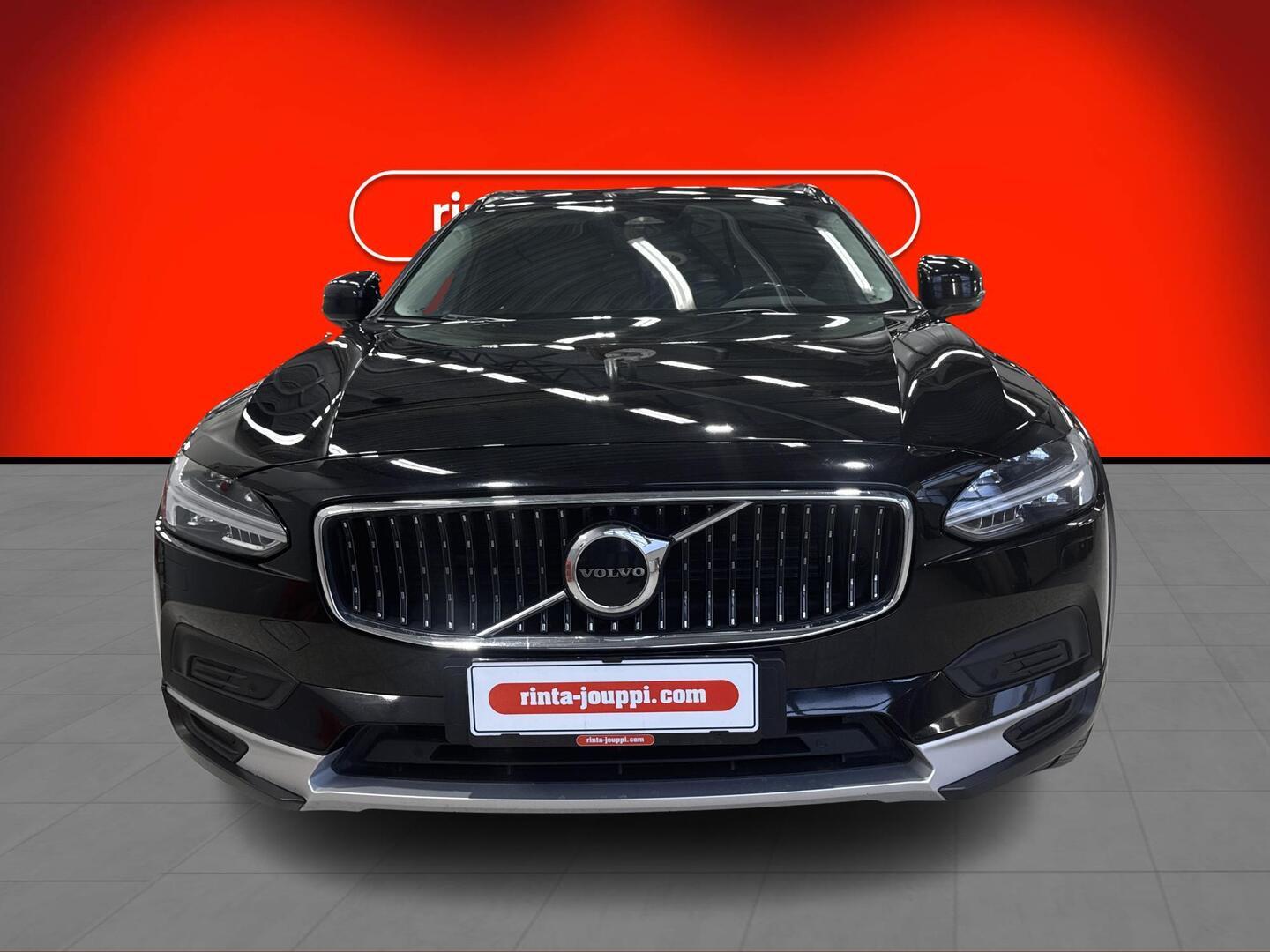 VOLVO V90 CROSS COUNTRY 2022