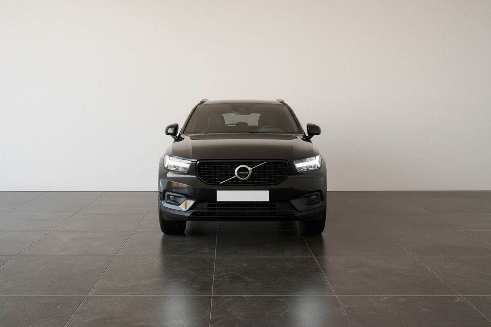 VOLVO XC40 2019