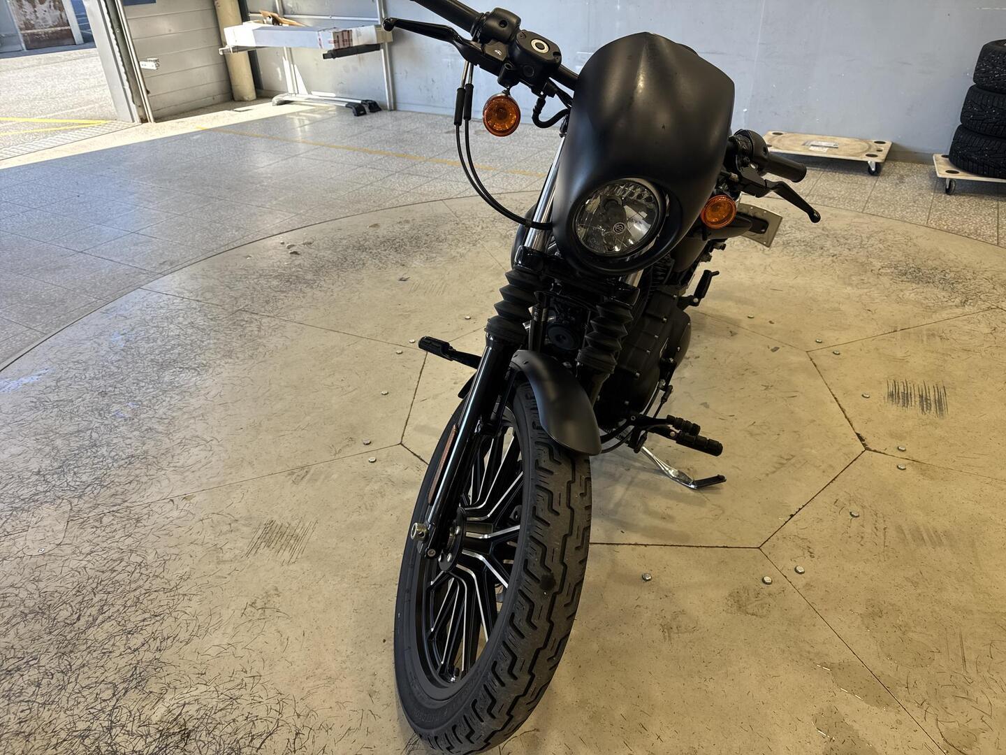 HARLEY-DAVIDSON SPORTSTER 2010
