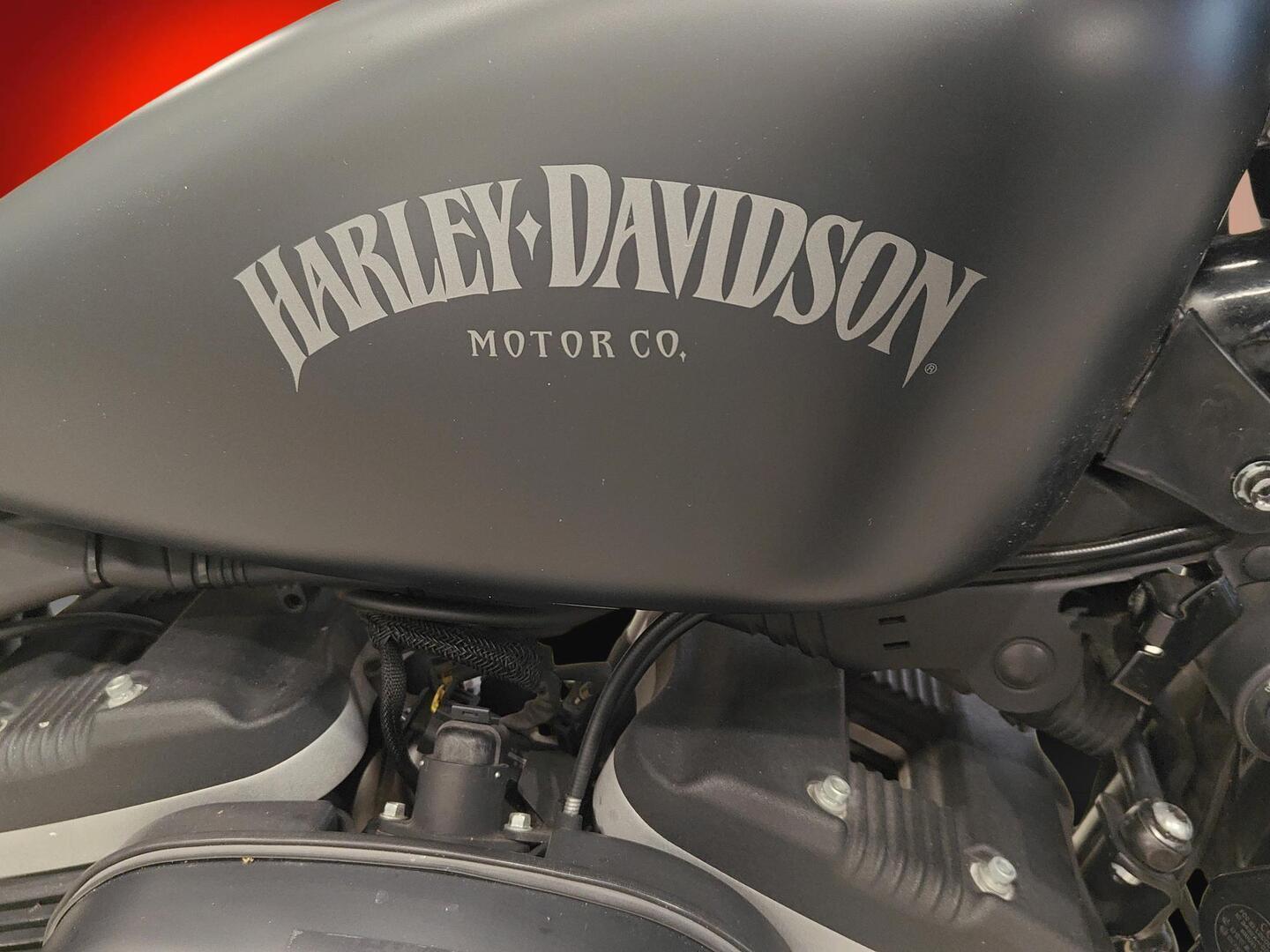 HARLEY-DAVIDSON SPORTSTER 2011