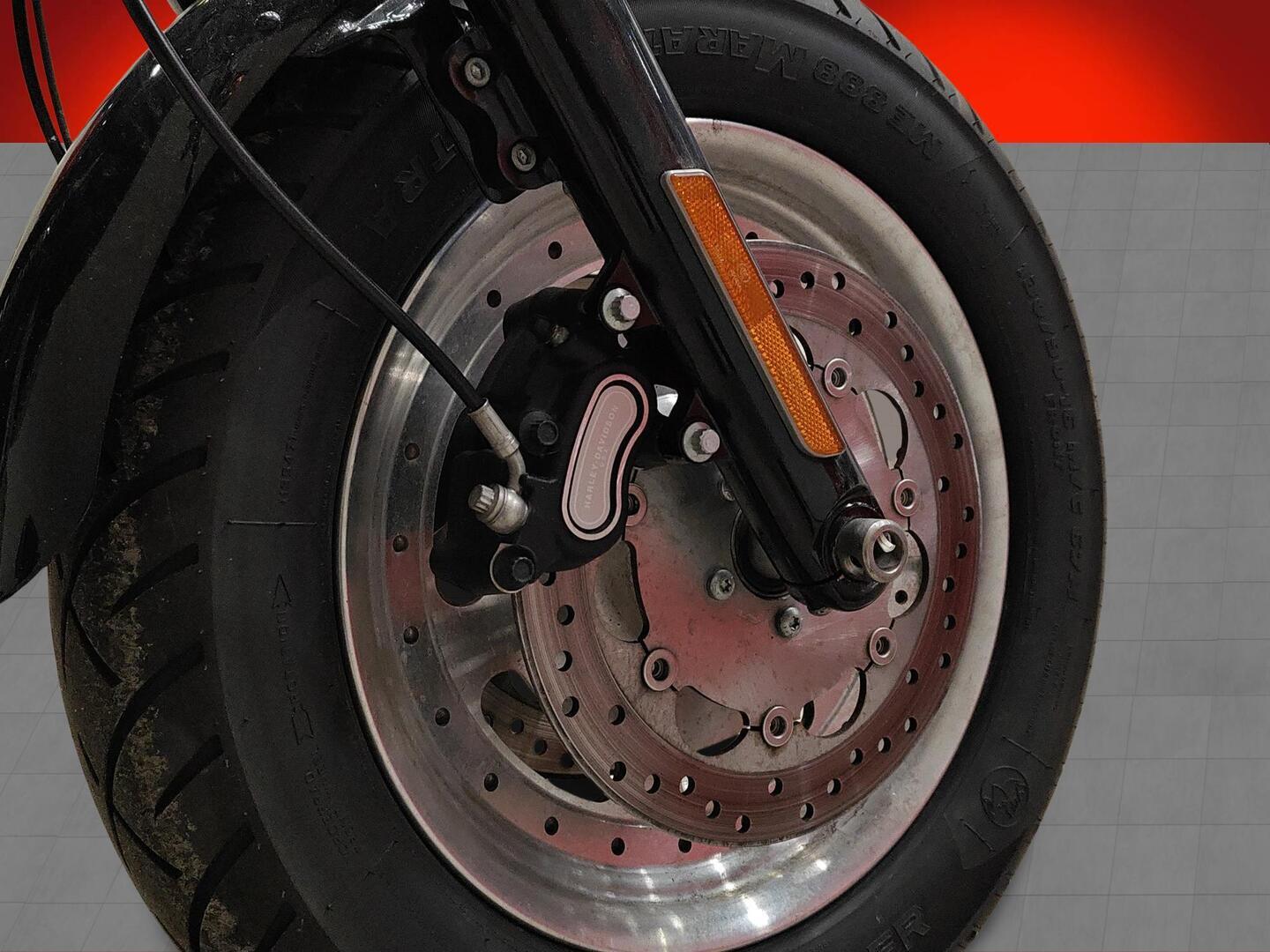 HARLEY-DAVIDSON DYNA 2014