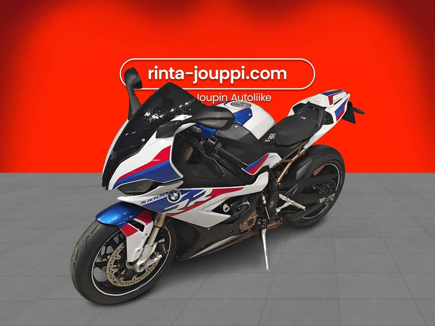 BMW S 2019