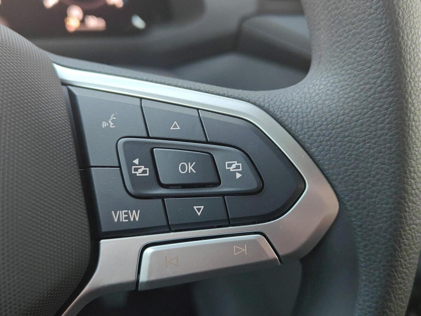 VOLKSWAGEN CRAFTER 2025