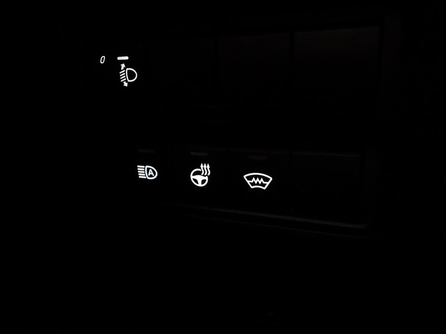 TOYOTA YARIS CROSS 2025