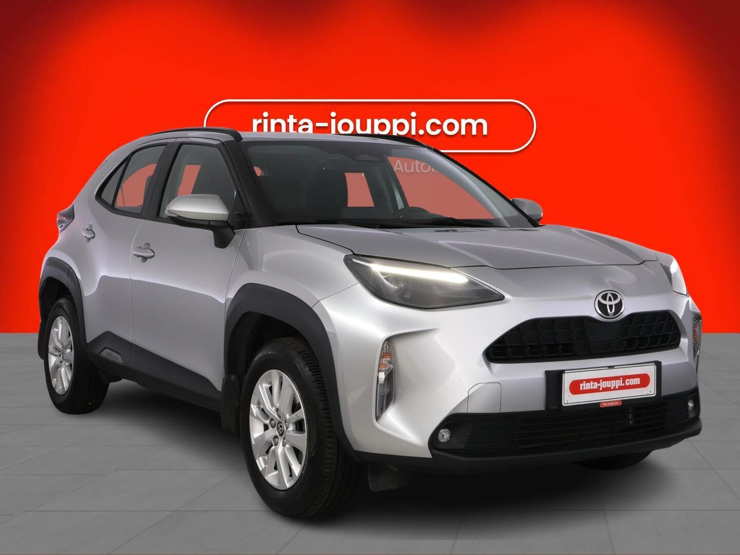 TOYOTA YARIS CROSS 2025