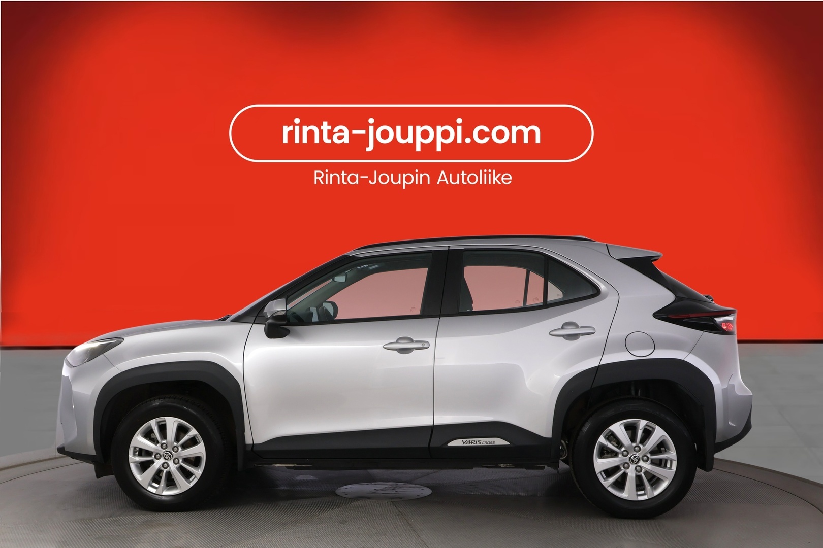 TOYOTA YARIS CROSS 2025