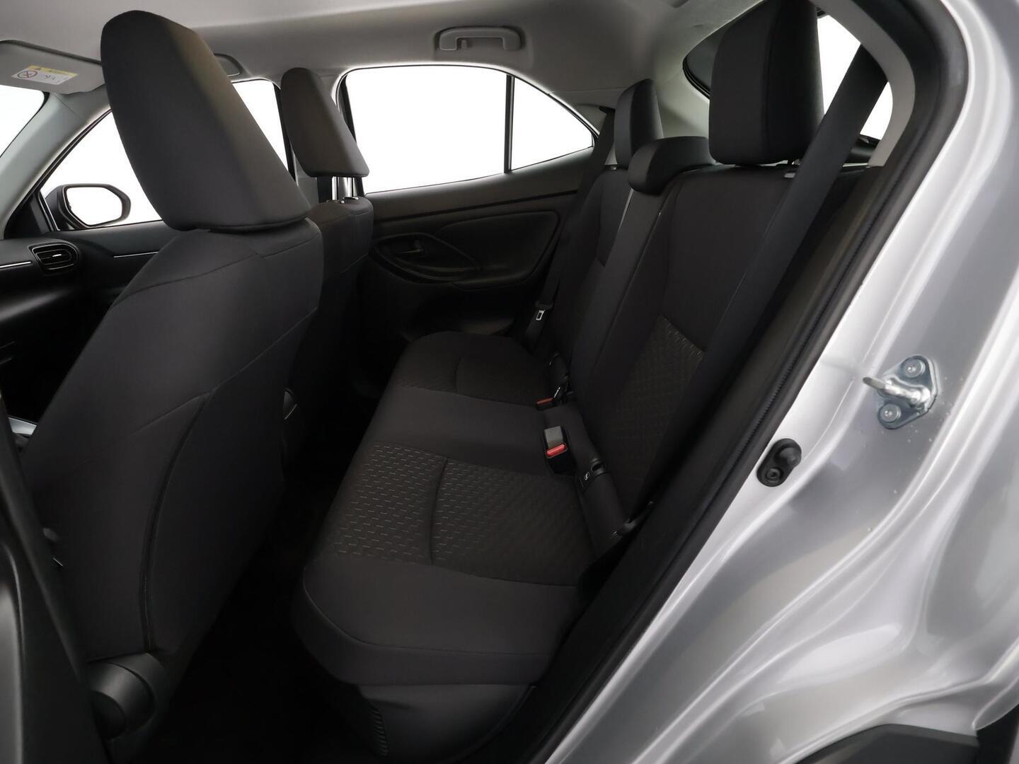 TOYOTA YARIS CROSS 2025