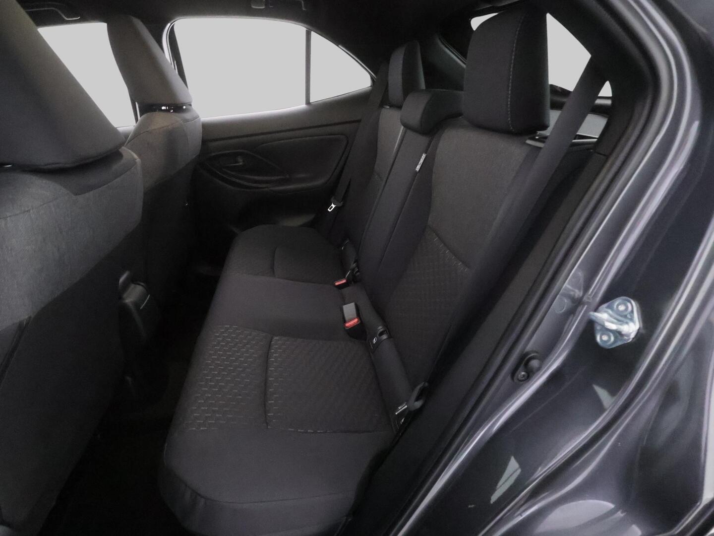 TOYOTA YARIS CROSS 2025