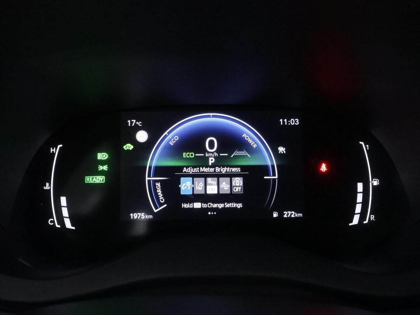 TOYOTA YARIS CROSS 2025