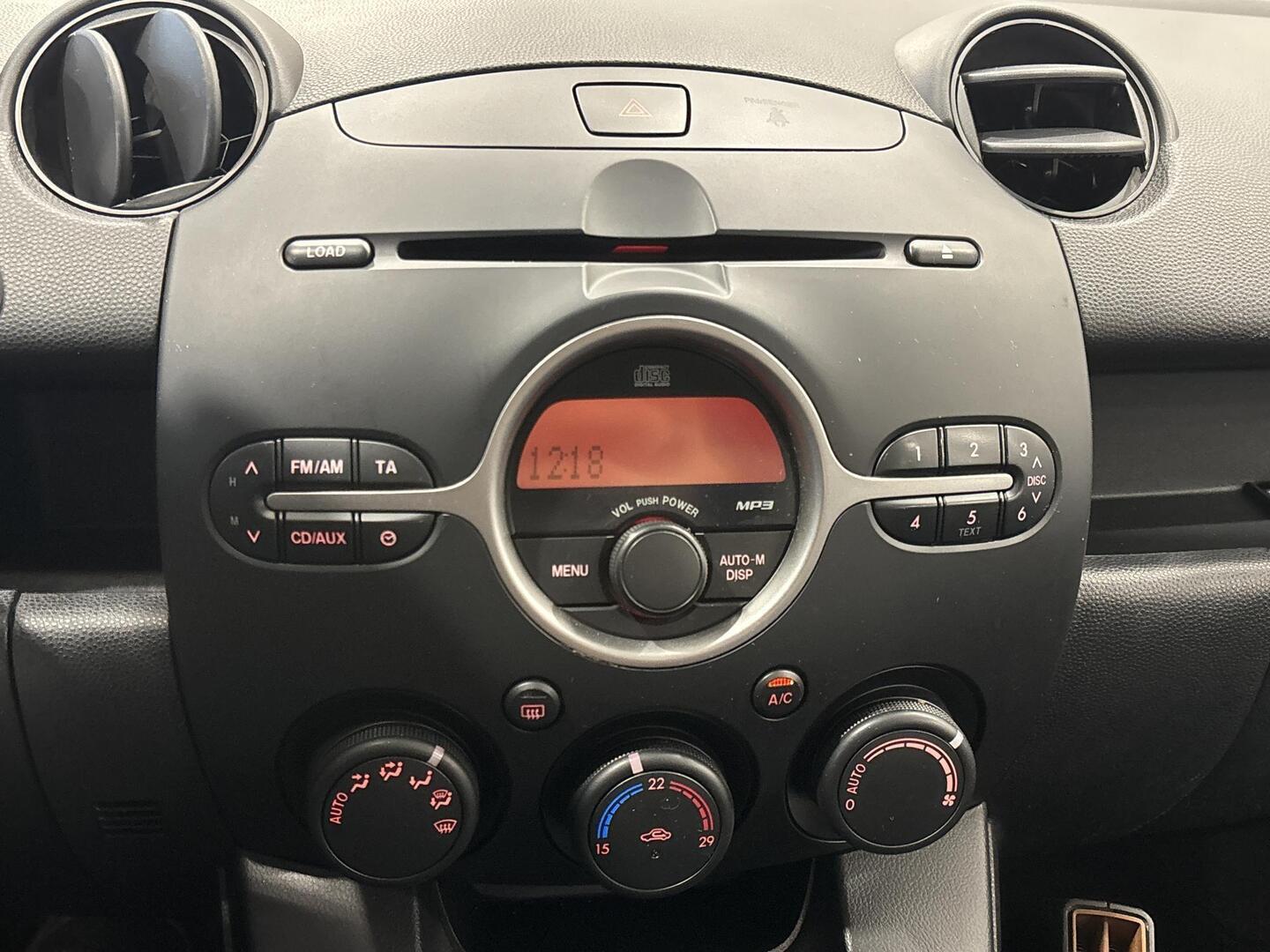 MAZDA Mazda2 2008
