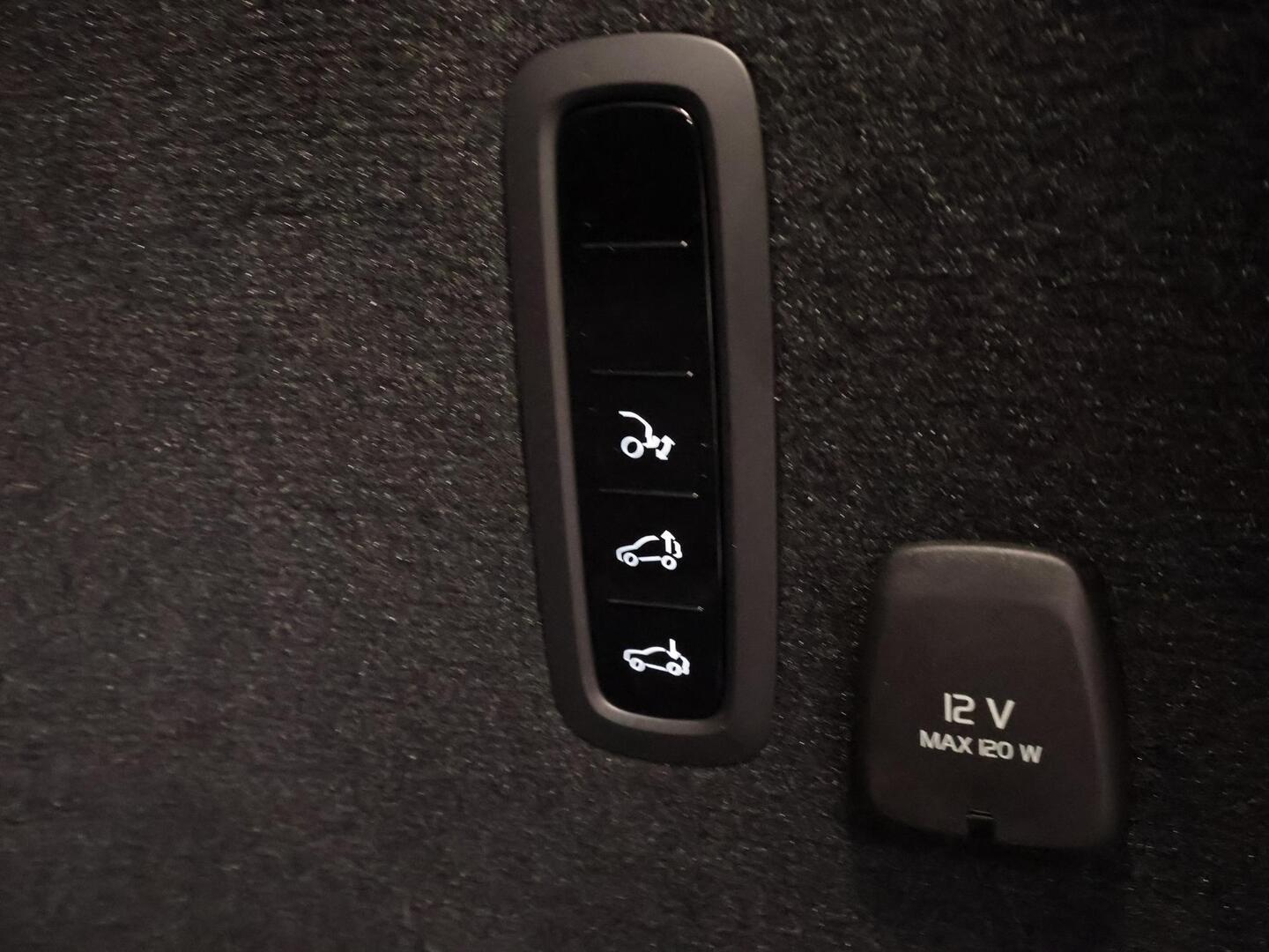 POLESTAR 3 2024