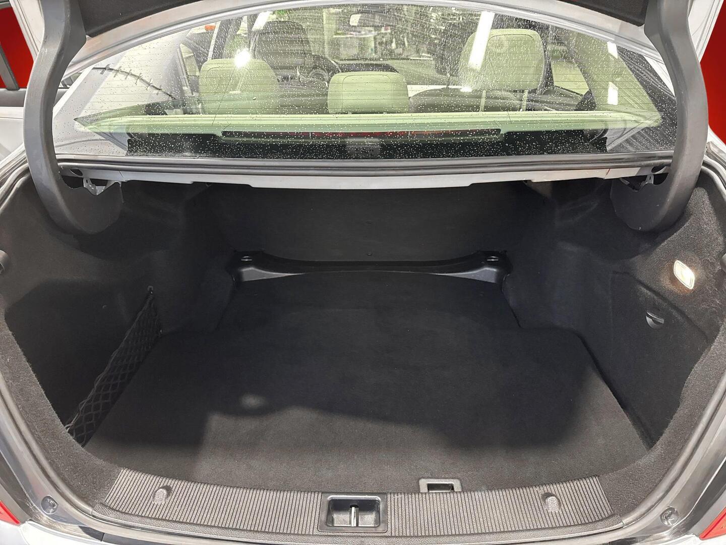 MERCEDES-BENZ C 2011