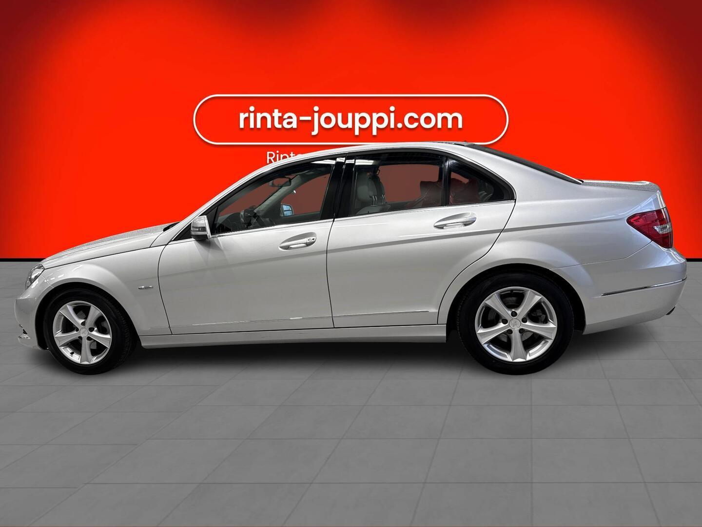 MERCEDES-BENZ C 2011