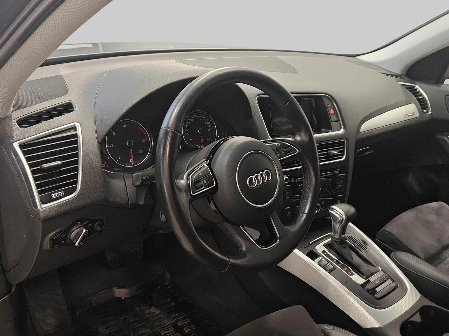 AUDI Q5 2016