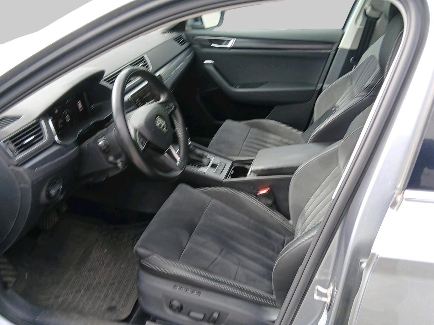 SKODA Superb 2019