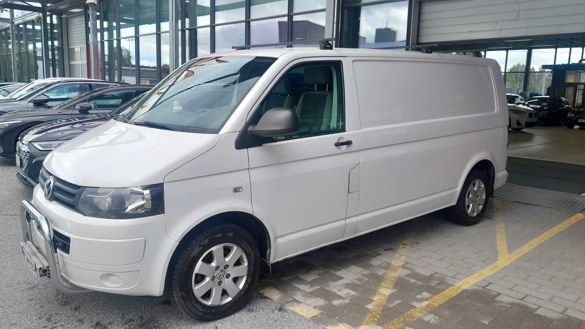 VOLKSWAGEN Transporter 2014