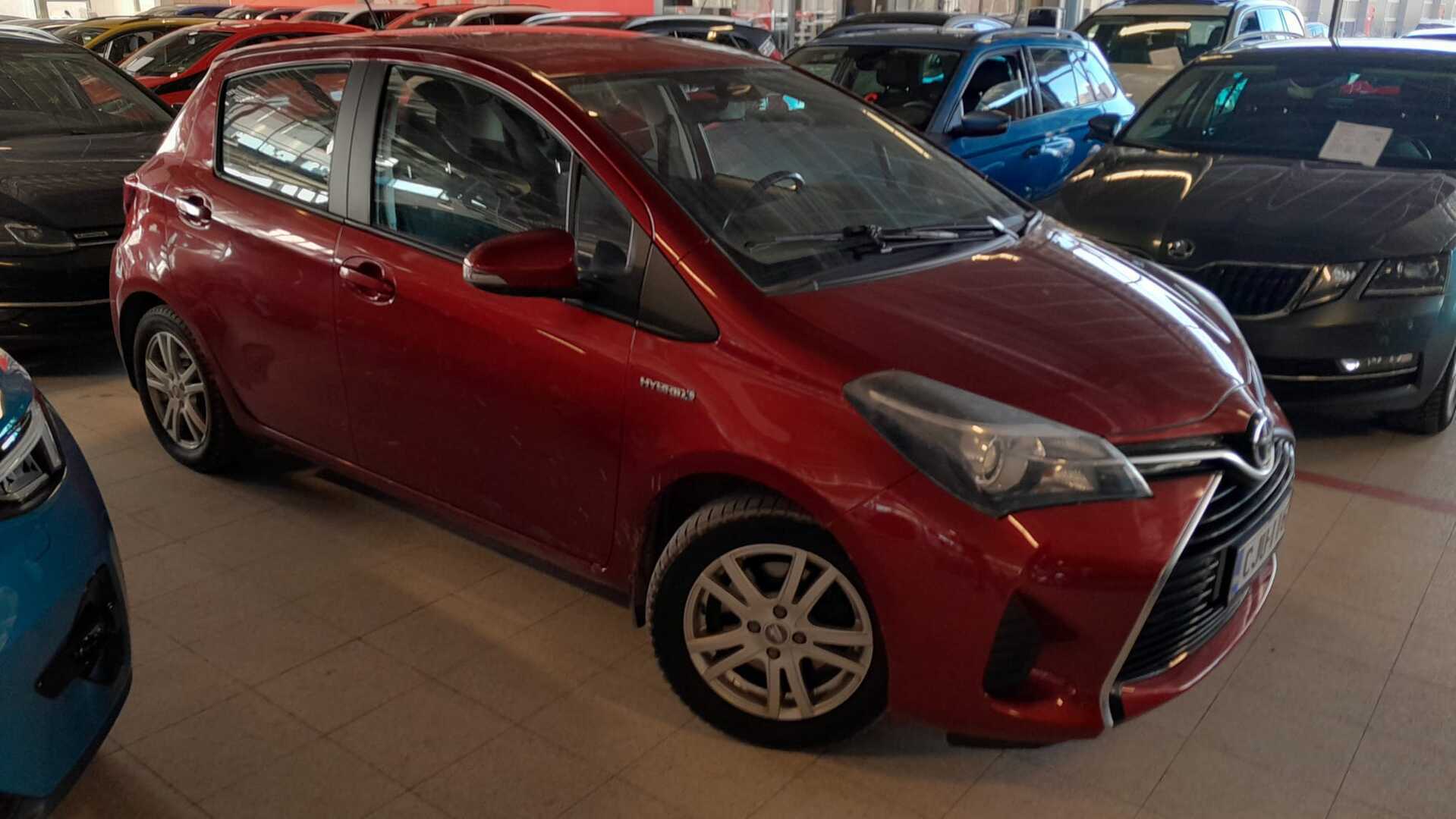 TOYOTA YARIS 2015