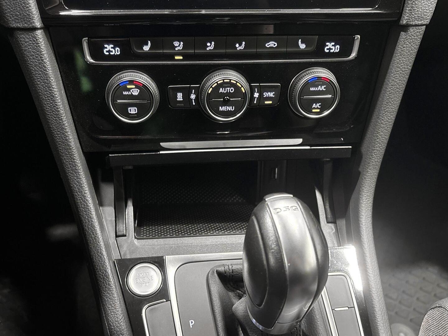 VOLKSWAGEN Golf 2019