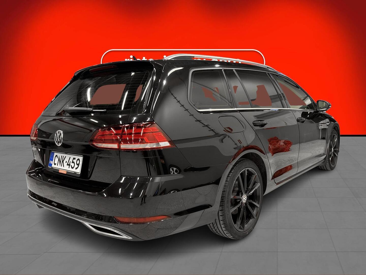 VOLKSWAGEN Golf 2019