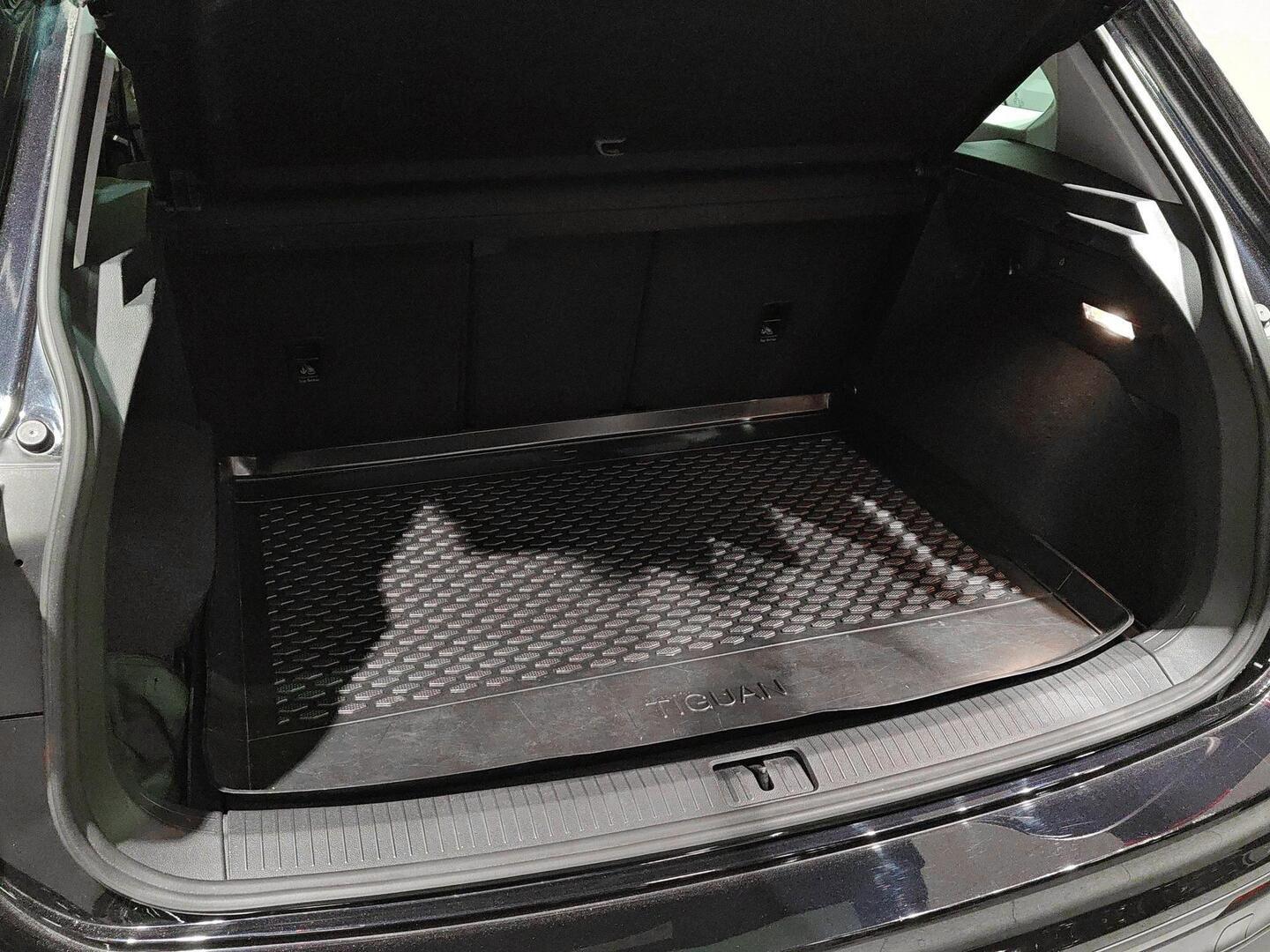 VOLKSWAGEN Tiguan 2016