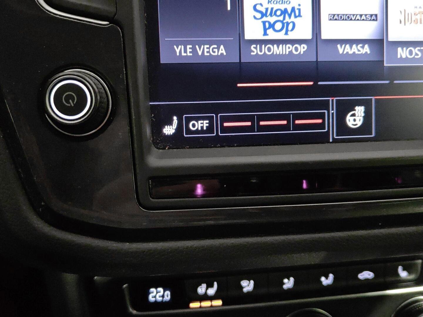 VOLKSWAGEN Tiguan 2016