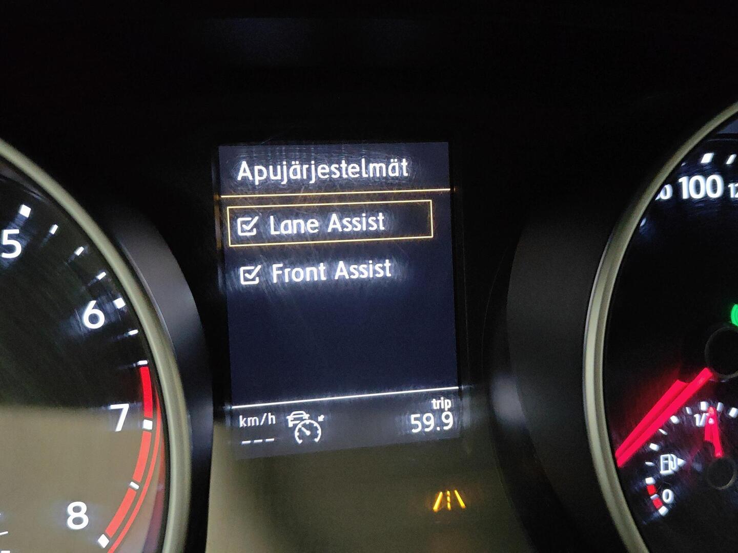 VOLKSWAGEN Tiguan 2016