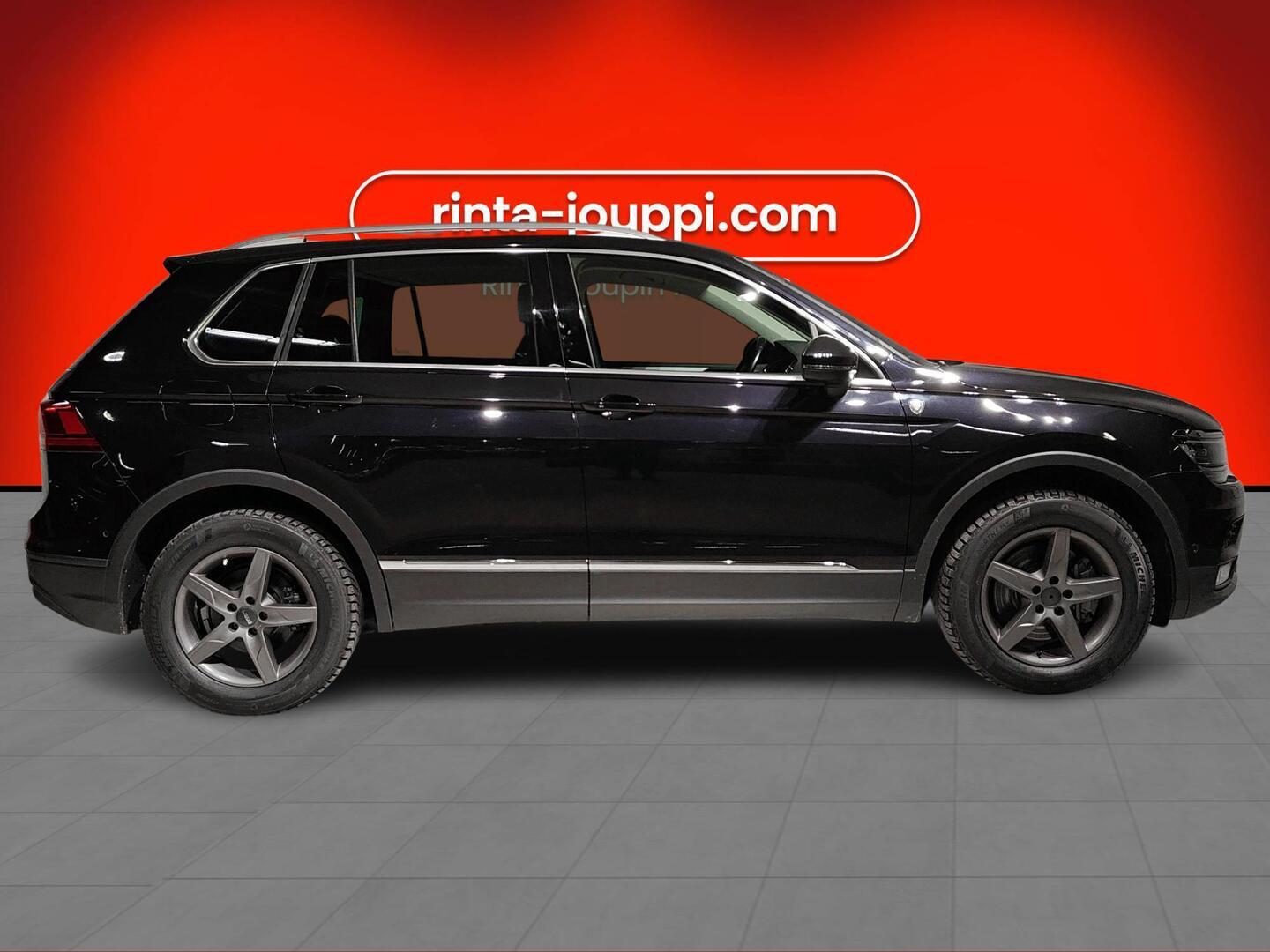 VOLKSWAGEN Tiguan 2016