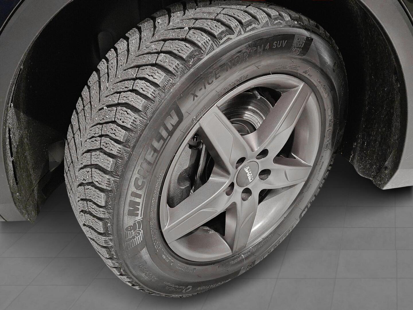 VOLKSWAGEN Tiguan 2016