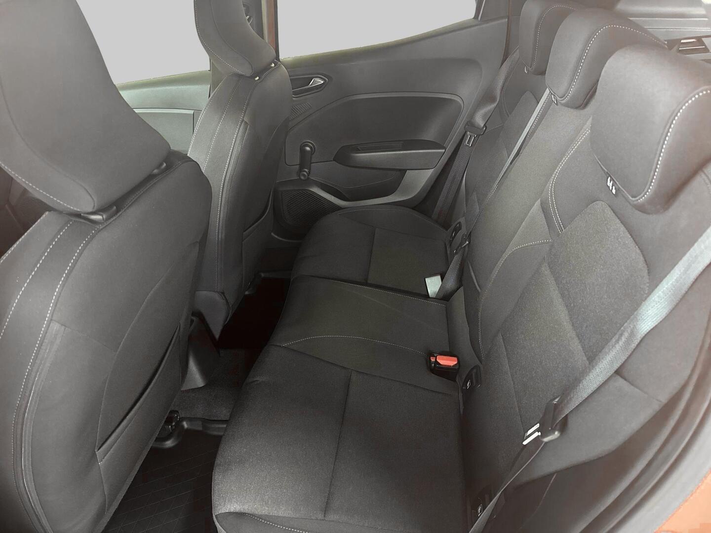 RENAULT Clio 2024