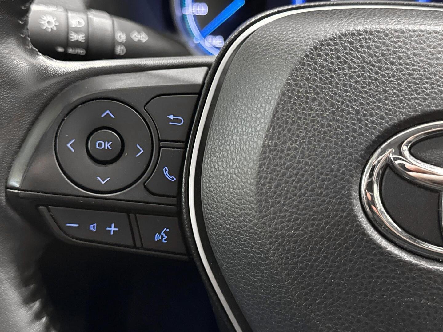 TOYOTA RAV4 2023