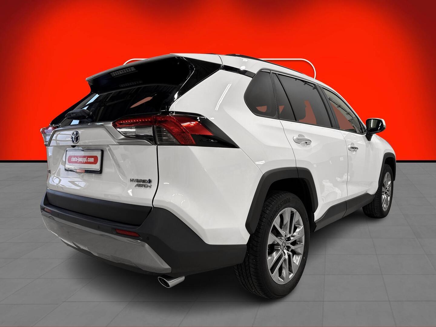TOYOTA RAV4 2023