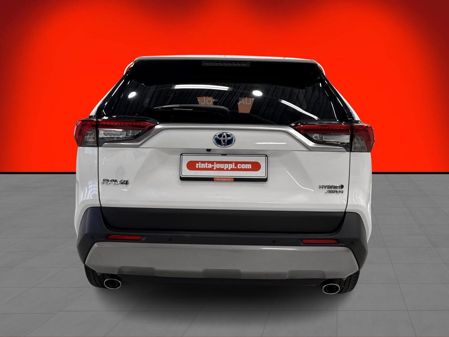 TOYOTA RAV4 2023