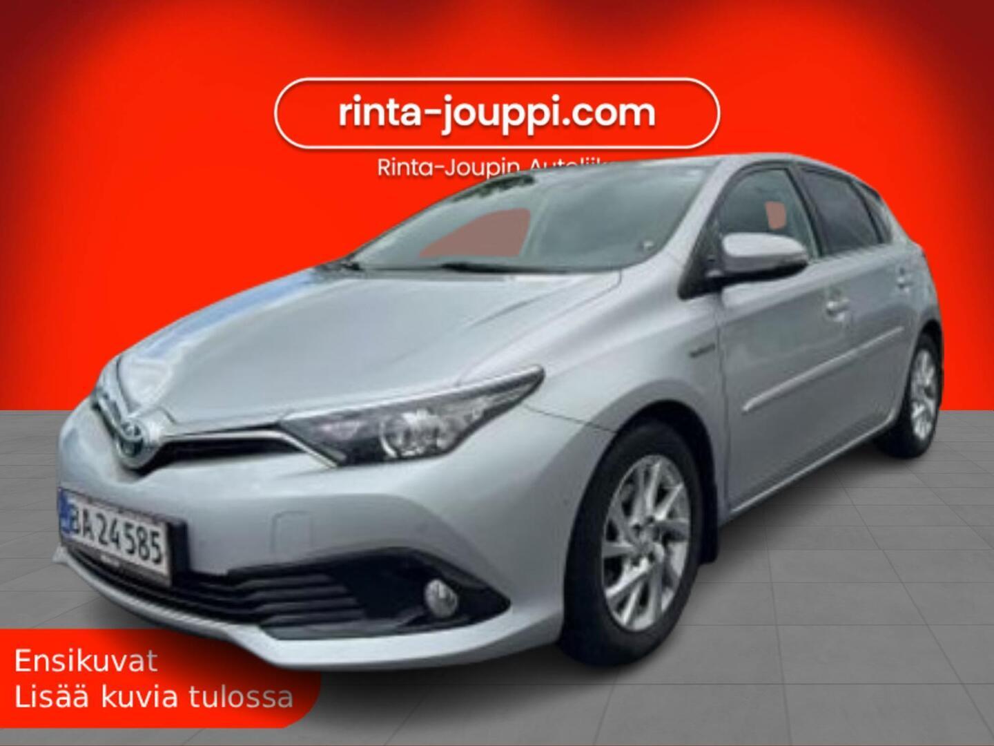 TOYOTA AURIS 2016