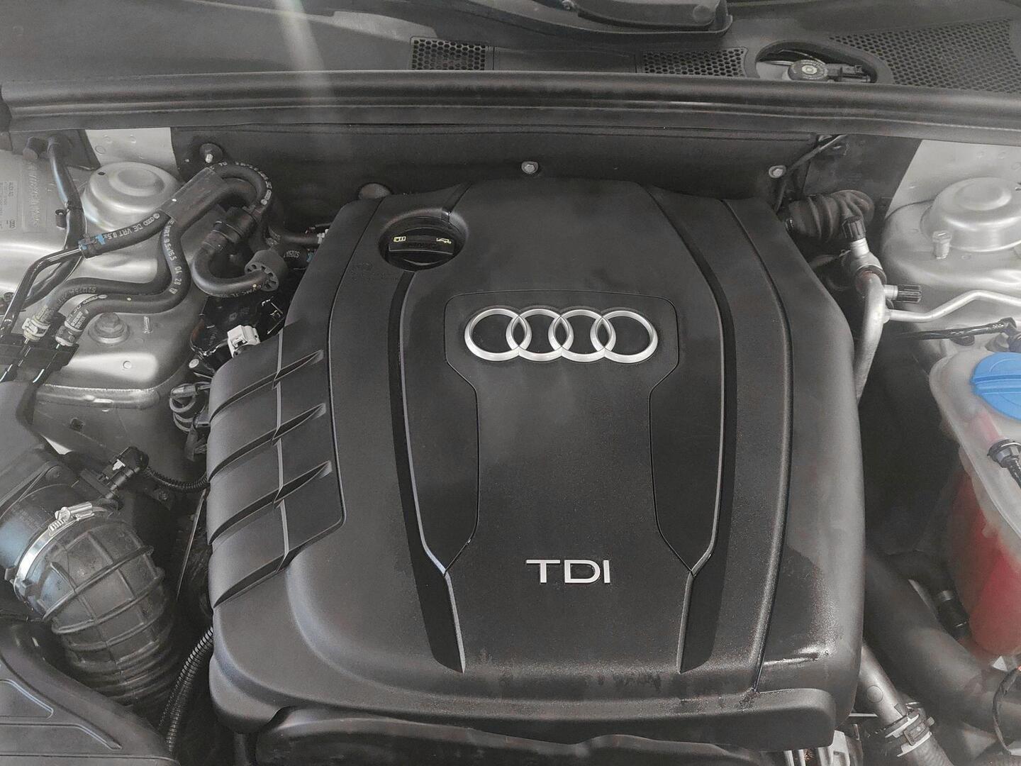 AUDI A4 2013