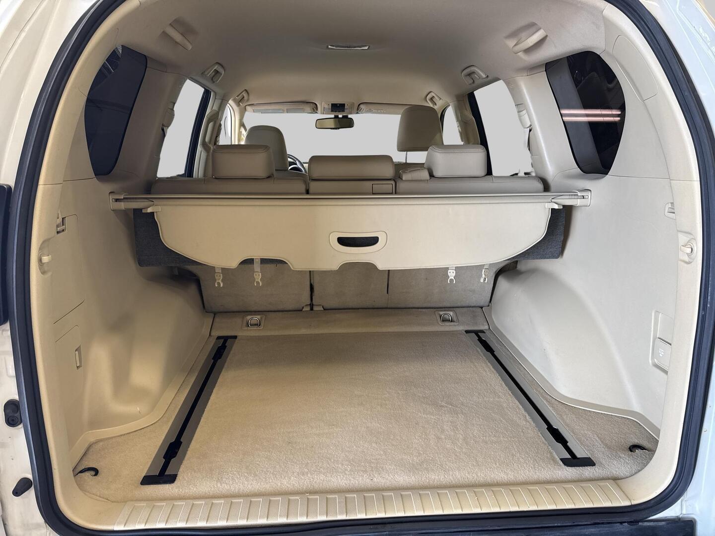 TOYOTA Land Cruiser 2016