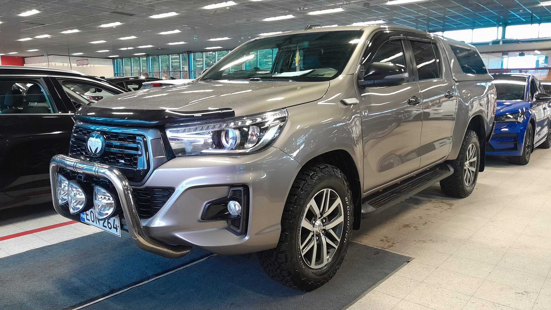 TOYOTA HILUX 2020