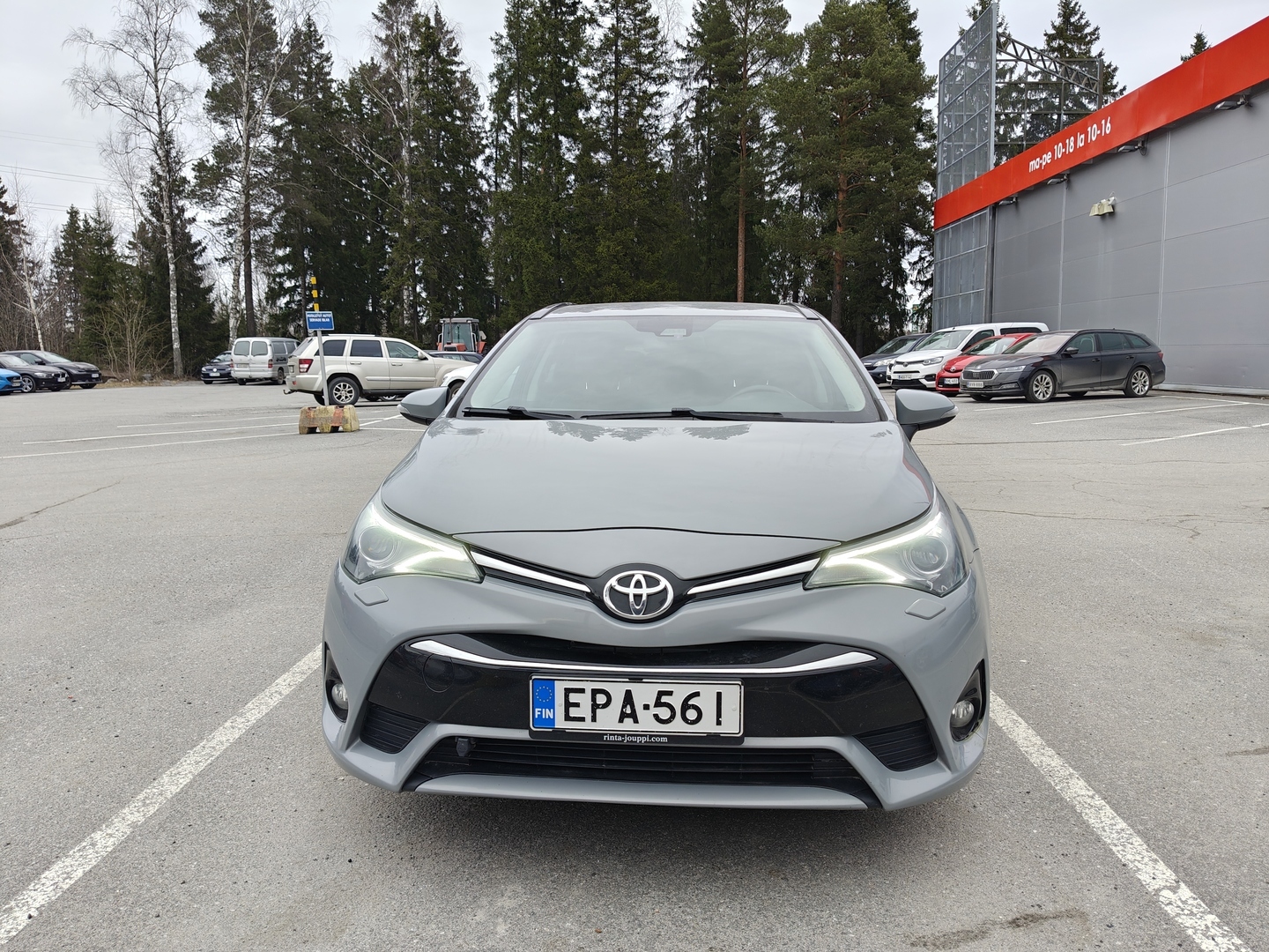 TOYOTA AVENSIS 2018