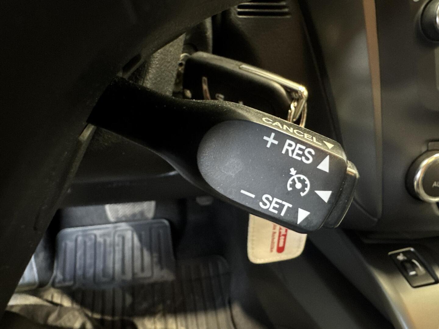 TOYOTA AVENSIS 2018